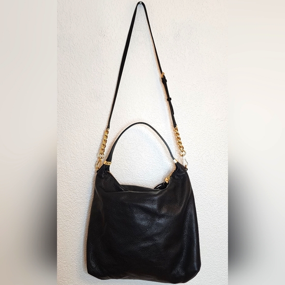 Michael Kors Black Leather Bedford Tassel Shoulder Bag - Picture 6 of 16